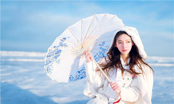 海棠试管代怀生子多少钱一个？助孕之路的费用分析与方案选择